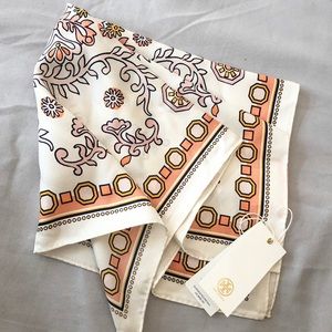 NWT Tory Burch 100% Silk - Hicks Garden Square Neckerchef